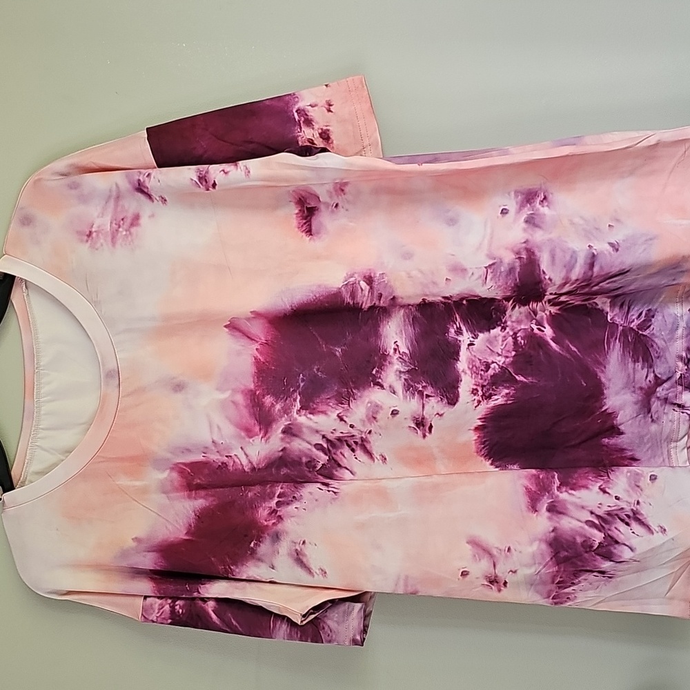 Women's Tie-Dye Top in Purple and Pink Hues, 2x Relaxed Fit - Picture 4 of 13